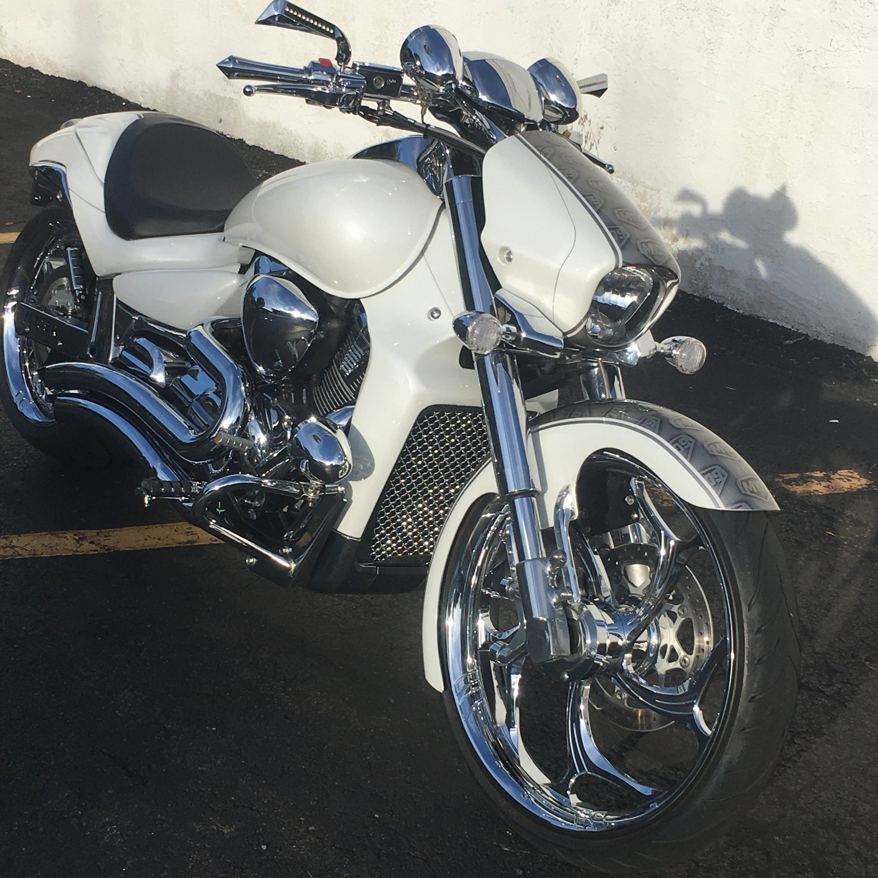 Suzuki M109R 23 Inch Front Wheel Kit 