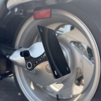 TOC Suzuki M109 Vertical License Plate Mount