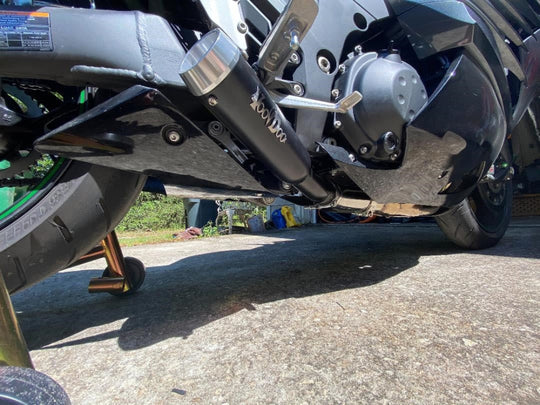 MINI MEG 4 INTO 1 RACE EXHAUST KAWASAKI ZX14 06-25 BLACK Muffler Installed 1