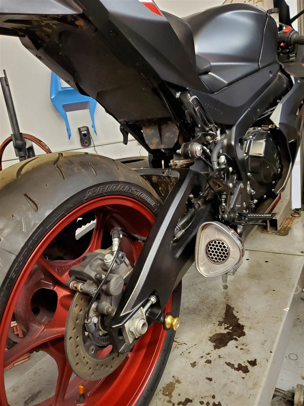 MOJO GSXR1000 17-25 4 INTO 1