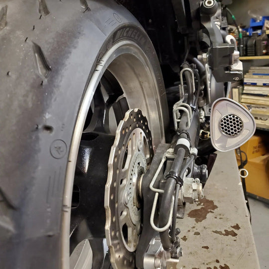 MOJO ZX14 ZX14R 06-25 4 INTO 1 muffler cap 