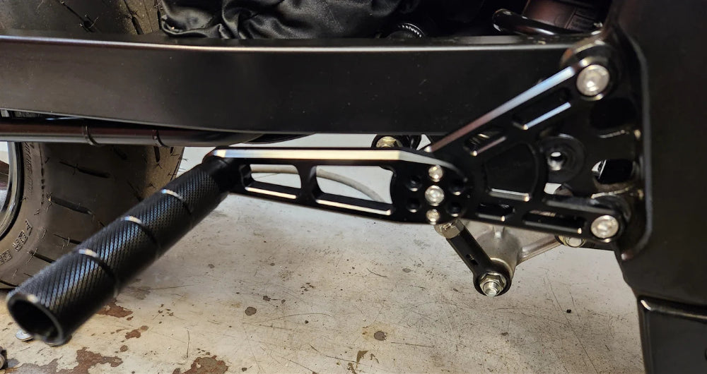 REARSET GRUDGE HAYABUSA 99-26 NO BRAKE BLACK.VD