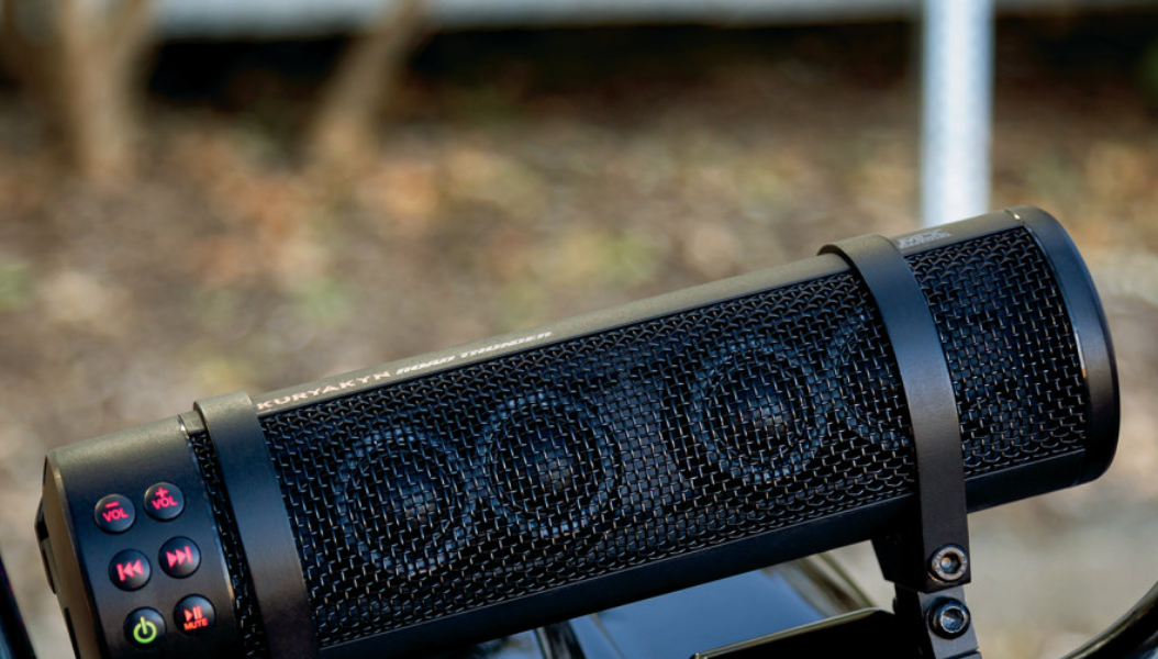 KURYAKYN Road Thunder® Sound Bar Plus by MTX® - Satin Black KURYAKYN Road Thunder® Sound Bar Plus by MTX® - Satin Black