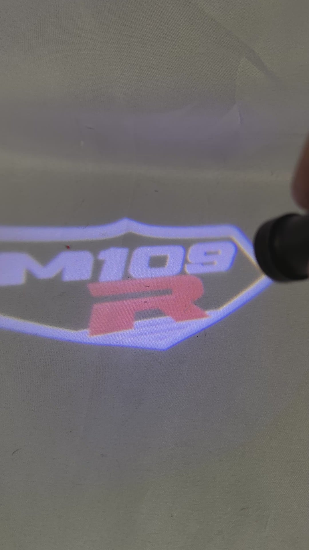 Suzuki M109R Shield Logo Light 